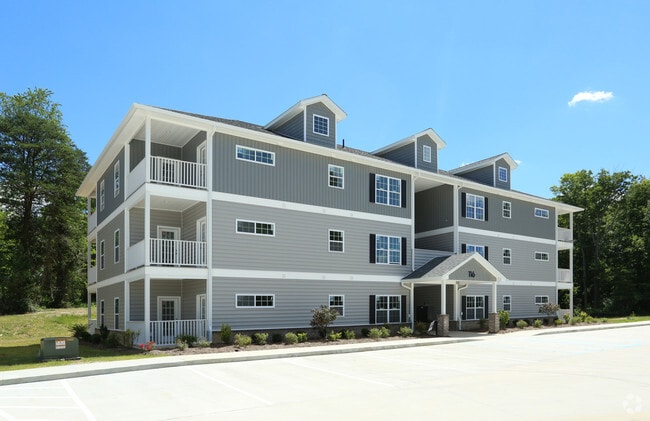 Mallard Landing Luxury Apartments