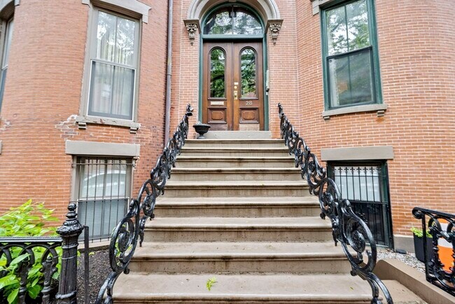 Photo - 28 Upton St Unidad 3 Rental