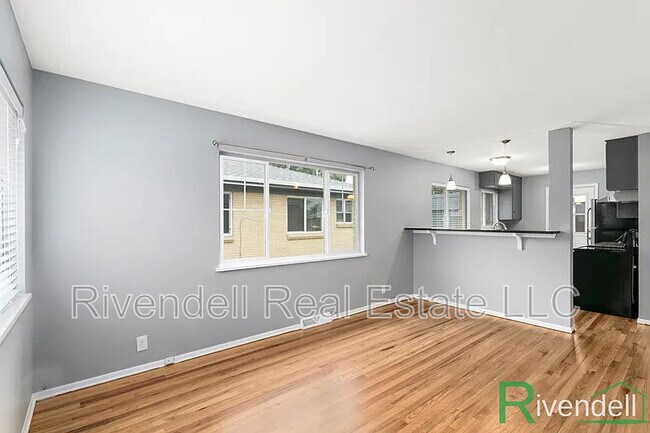 Photo - 1320 Winona Ct