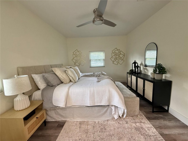 Photo - 2866 15th Ave N