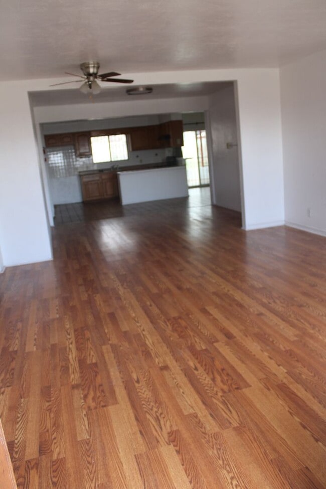 Photo - 3221 Monroe Ave