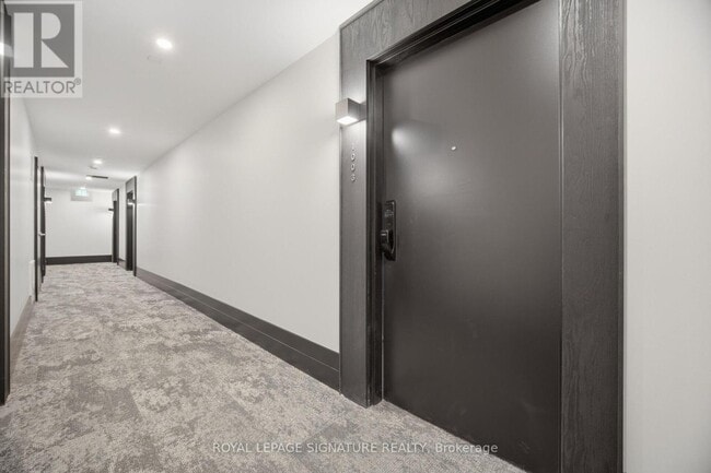 Photo - 461 Green Rd Unit 1003