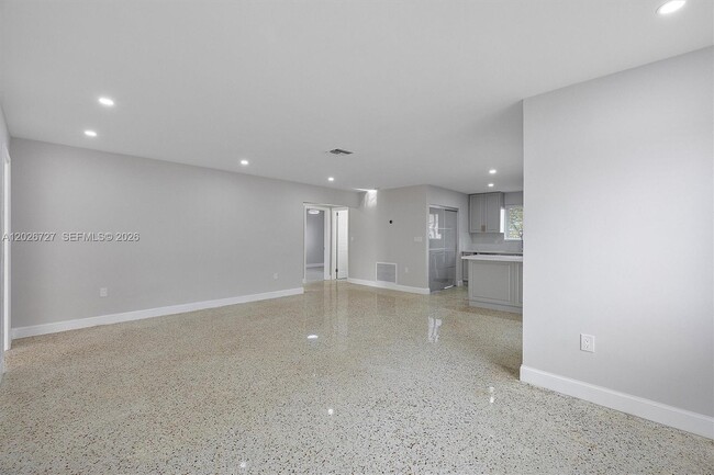 Photo - 3820 SW 92nd Ave Unit 3820