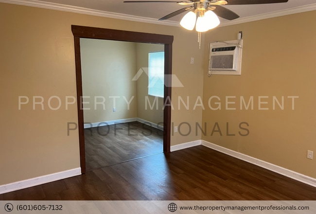 Photo - 1552 Reddix St