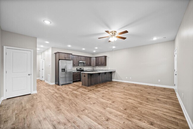 Photo - 1176 Meadowhill Ln