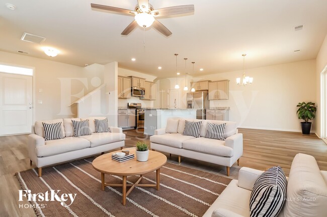 Photo - 591 Wayton Cir