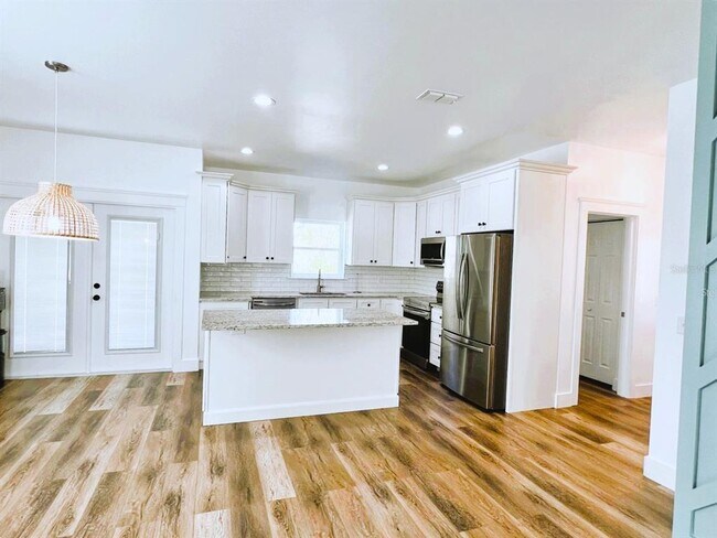 Photo - 22229 Carson Dr