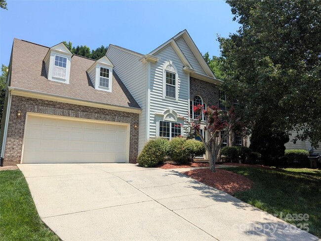 Building Photo - 7711 Epping Forest Dr Rental