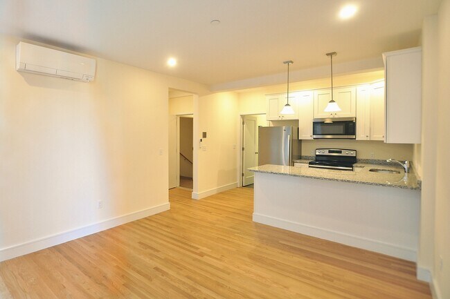 Photo - 875 Beacon St Apartamentos Unidad 12H