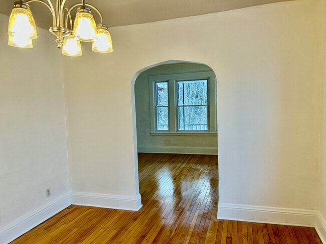 Photo - 29 Emerson Ave