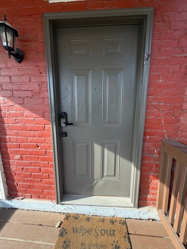 Building Photo - 2201 Kemper Ln Unit LOFT AT 2201 KEMPER LN