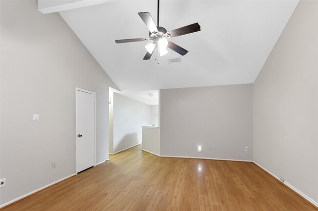 Photo - 2423 Spring Dusk Ln