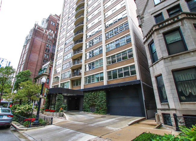 Photo - 40 E Cedar St Condo Unit 18B