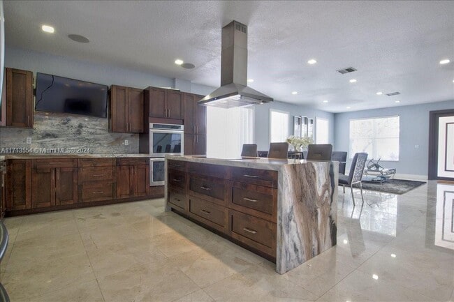 Photo - 5163 NW 106th Ave