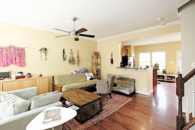 Photo - Pet-Friendly Townhome Convenient to UVA & Downtown