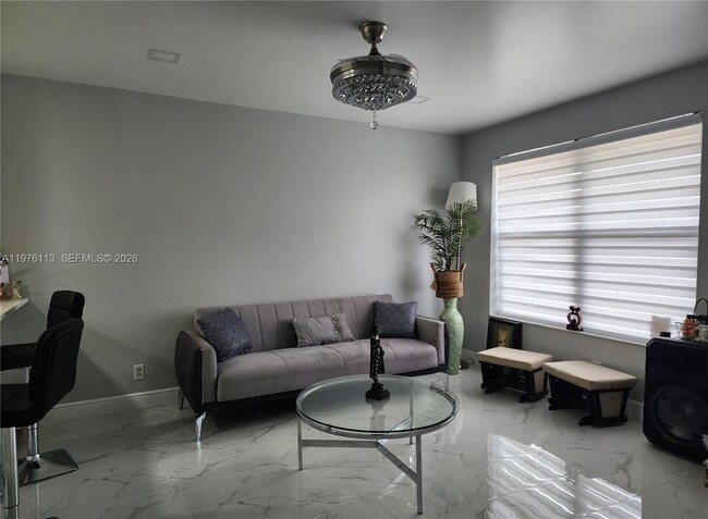 Photo - 10046 Winding Lake Rd Unit 201