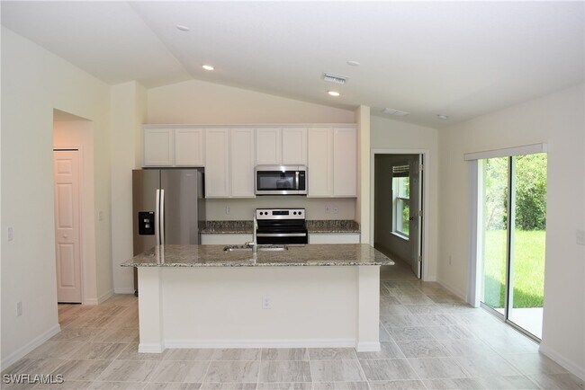 Photo - 1800 Merced St