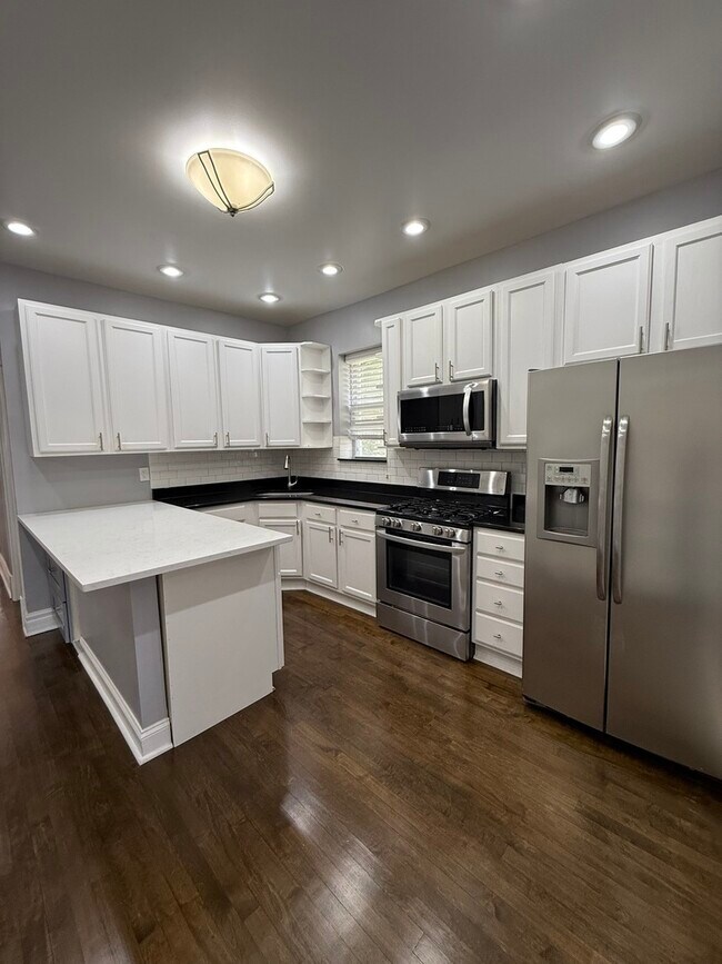 Photo - 3721 W Belden Ave Unit 1