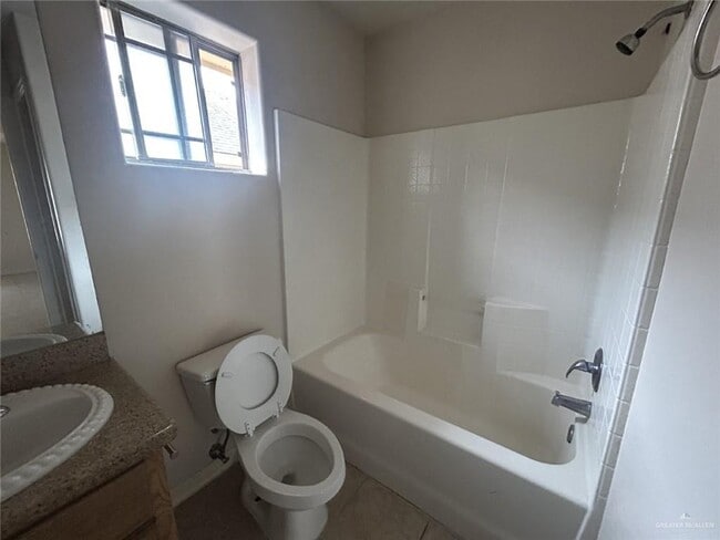 Photo - 13 South Dr Unidad 1