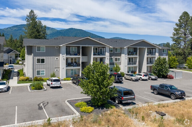 Photo - Silverado Apartments