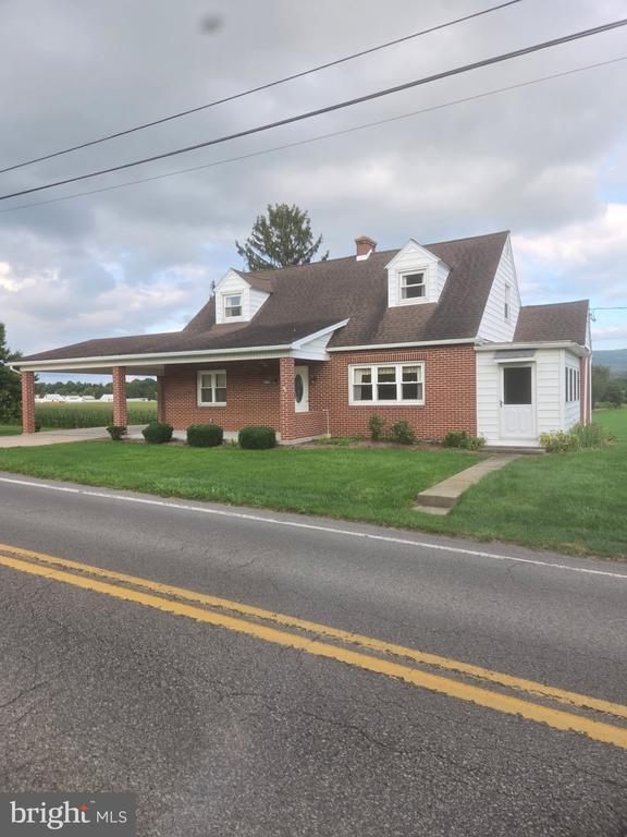 Photo - 232 W Main St