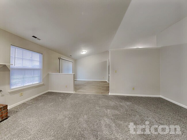 Photo - 7260 Kidwell Dr