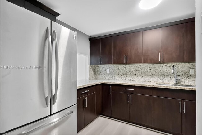 Photo - 10000 NW 80th Ct Unidad 2124