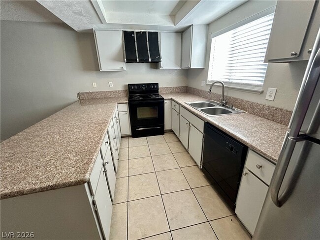 Photo - 3639 S Van Dyke Ave