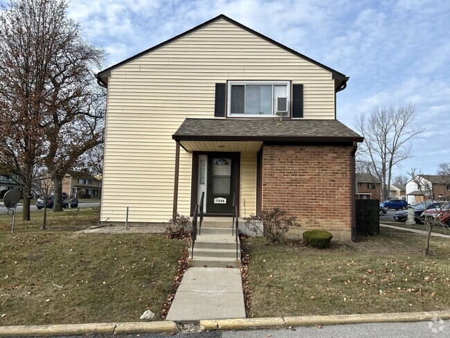 Building Photo - 159 Hemlock St Rental