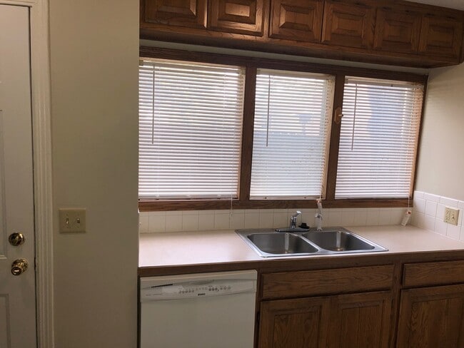 Photo - TS-Woodridge Duplex Unit TS-313