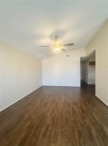 Photo - 1114 Suburban St