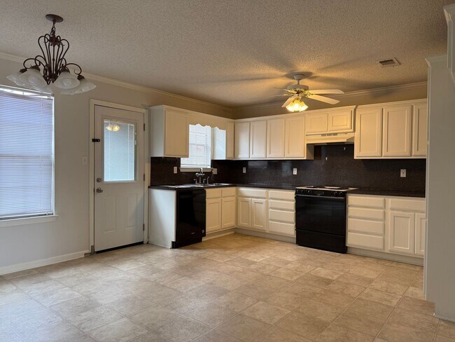 Photo - 2214 Cherry Creek Cir