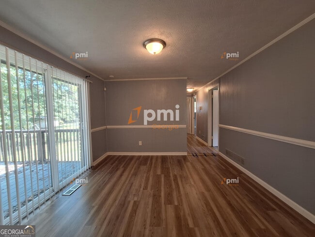 Photo - 6139 Lullwater Dr