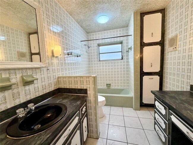 Photo - 913 NW 22nd Pl Unidad 0