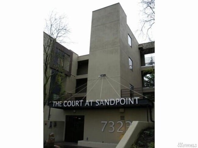 Building Photo - 7323 Sand Point Way NE Unit 102 Rental