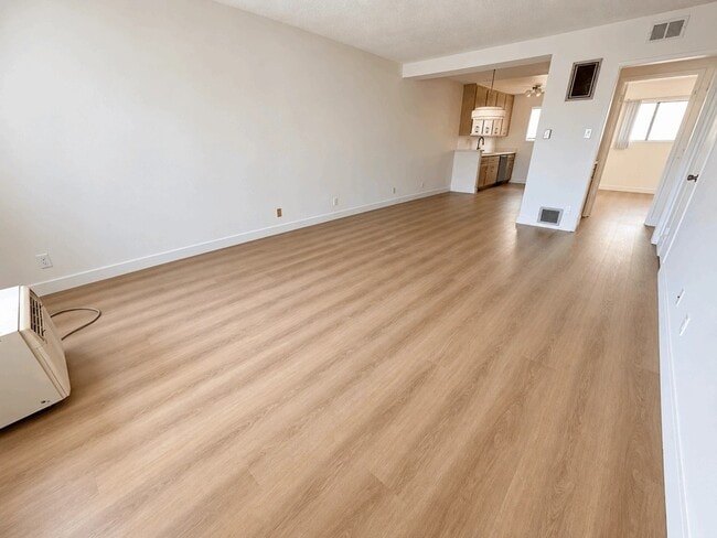 1828 Prosser Ave Unit 305