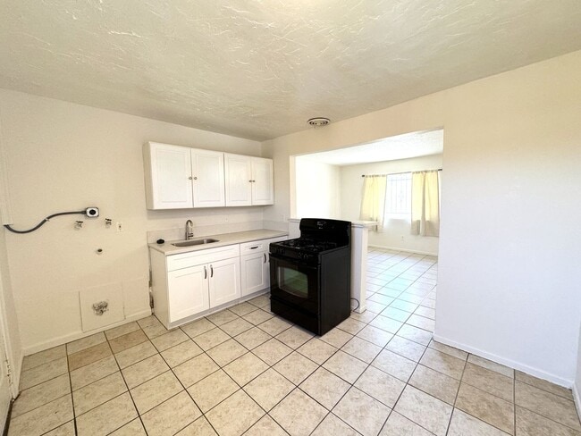 Photo - COMING SOON!! 2 Bed / 1 Bath Apartment in Palm Springs!! Unidad 01