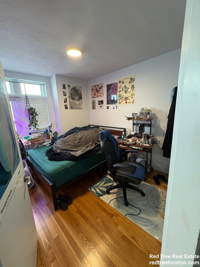 Photo - 45 Westland Ave Unidad 6