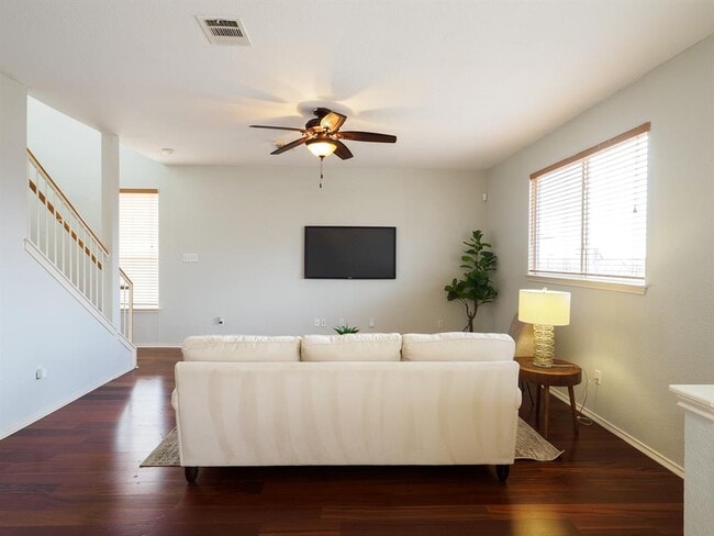 Photo - 13504 Richard Nixon St