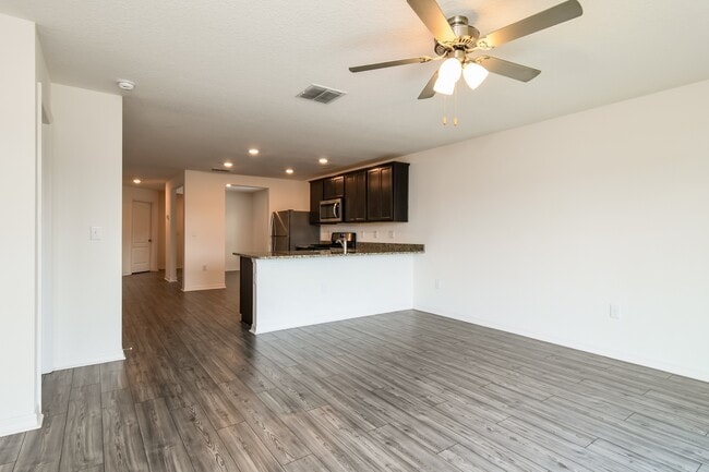 Photo - 457 Kensington View Dr