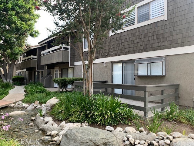 Building Photo - 118 Streamwood Rental