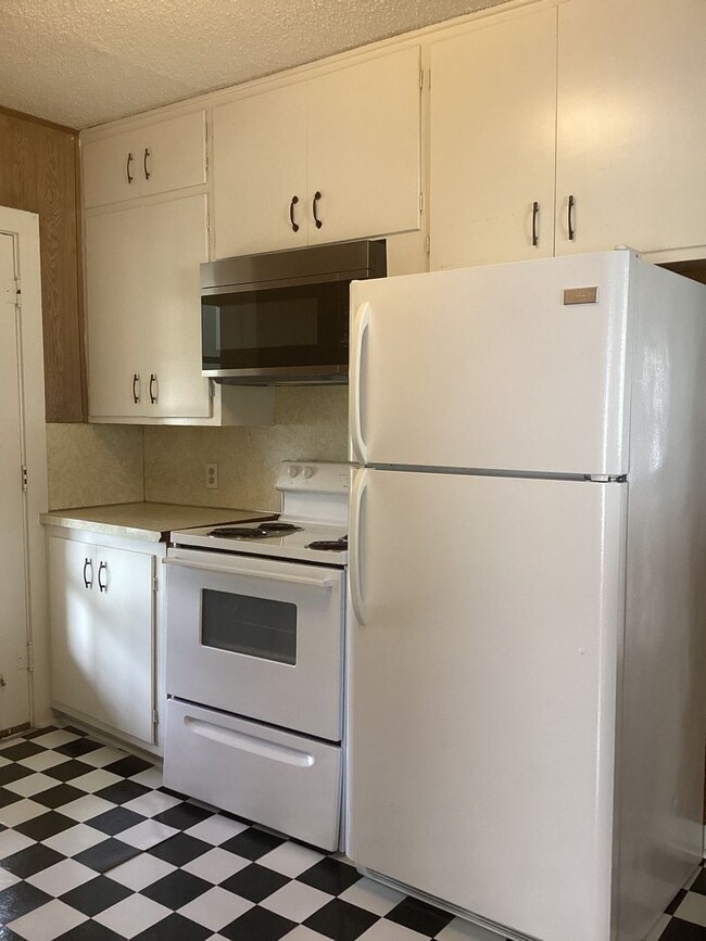 Photo - Cute 2 Bedroom with a little historical charm! One block from ENMU!