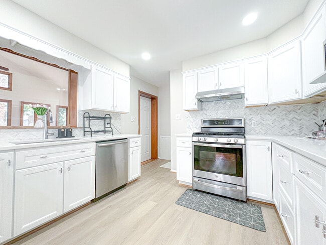 Calle Tabernáculo 285WT - 7515 Havelock St Unidad Joyful Bedroom