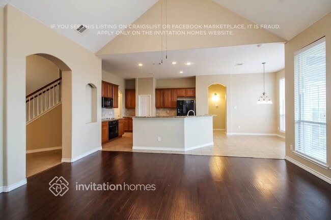 Photo - 908 Evergreen Ln