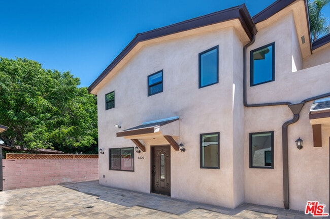 Photo - 5220 Goodland Ave