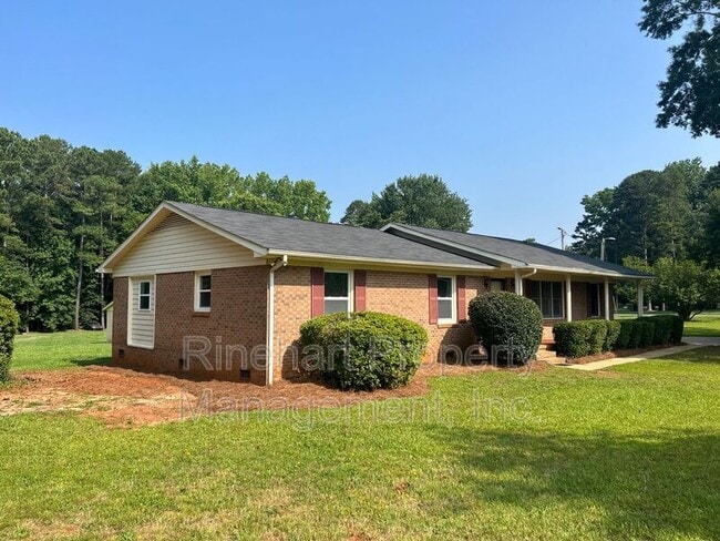 Photo - 760 Goudlock Rd