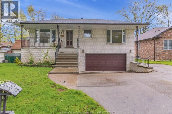 Photo - 3818 Woodward Blvd