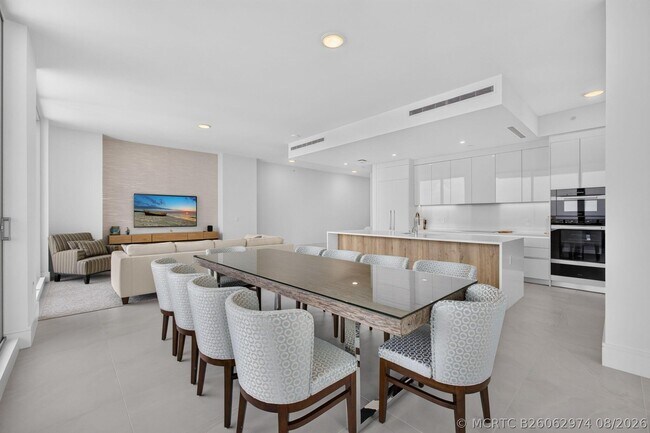 220 Lake Shore Dr Unit 1702