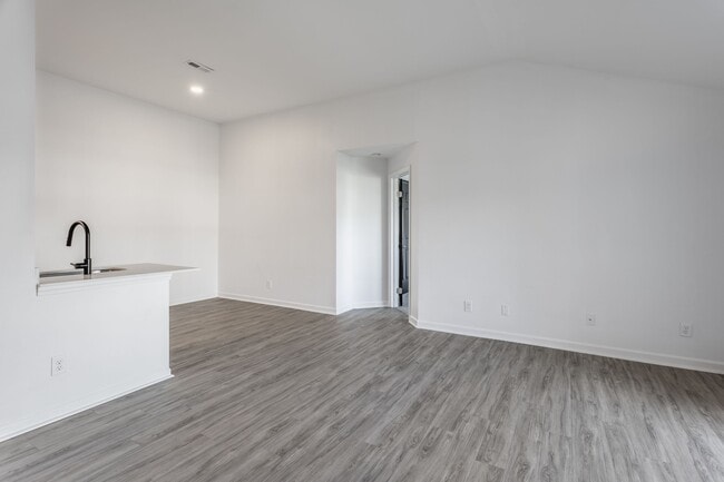 Sundance Apartments
