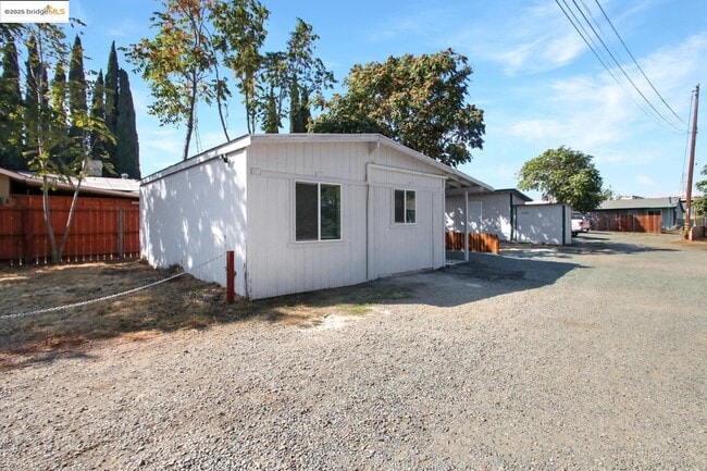 Photo - 1606-1618 Viera Ave